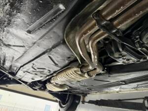 Imagen 37/41 de Mercedes-Benz E 320 (1995)