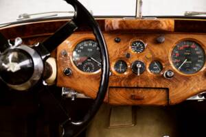 Image 44/50 de Jaguar XK 120 DHC (1953)