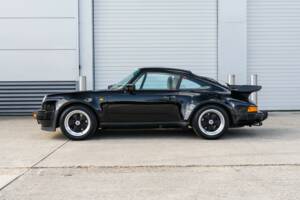 Image 4/67 de Porsche 911 Turbo 3.3 (1986)