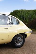 Image 16/40 de Jaguar Type E 4.2 (1966)