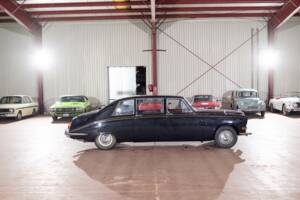Image 4/70 of Daimler DS 420 (1976)