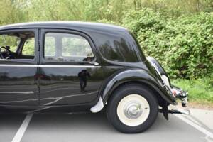 Image 37/57 de Citroën Traction Avant 15/6 (1950)