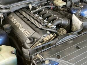 Image 9/12 of BMW M3 (1994)