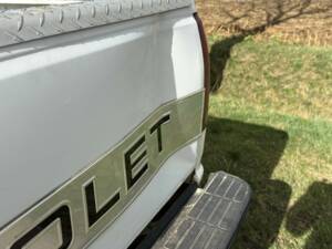 Bild 17/22 von Chevrolet C2500 (1992)