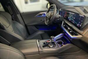 Image 7/12 of BMW XM (2024)