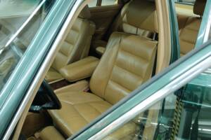 Bild 31/50 von Mercedes-Benz 420 SEL (1990)