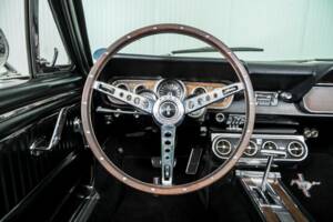 Immagine 8/50 di Ford Mustang 289 (1965)