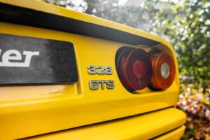 Bild 14/55 von Ferrari 328 GTS (1986)