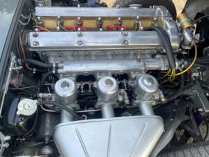 Imagen 9/11 de Jaguar E-Type (2+2) (1968)