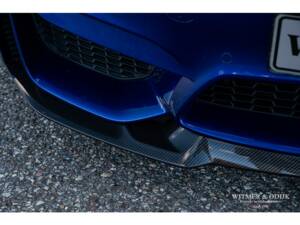 Image 44/50 of BMW M4 CS (2018)