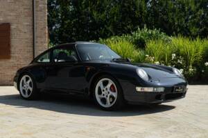Immagine 2/50 di Porsche 911 Carrera 4S (1996)