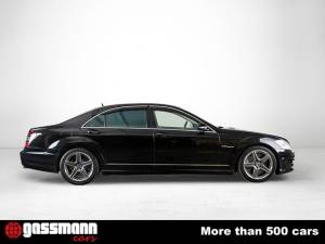 Immagine 3/15 di Mercedes-Benz S 65 AMG L (2007)