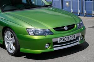 Image 8/45 of Holden LSV R300 (2002)