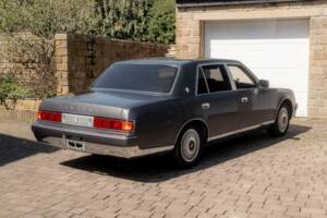 Bild 14/50 von Toyota Century (2003)