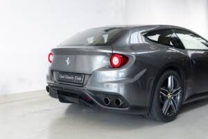 Image 8/47 of Ferrari FF (2015)