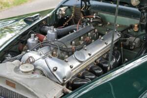 Image 24/50 of Jaguar XK 120 DHC (1953)