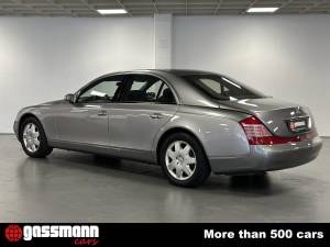 Image 8/15 of Maybach 57 (2005)