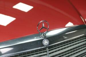 Bild 44/50 von Mercedes-Benz 300 CE-24 (1992)