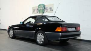 Image 20/26 of Mercedes-Benz 500 SL (1991)