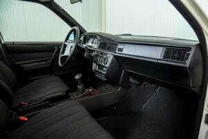 Image 11/50 of Mercedes-Benz 190 D (1985)