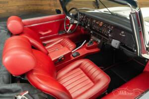 Afbeelding 11/19 van Jaguar E-Type V12 (1974)