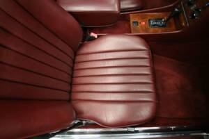 Immagine 19/30 di Mercedes-Benz 300 SL (1988)