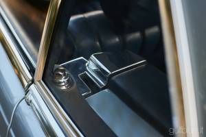 Image 33/48 of Mercedes-Benz 500 SL (1983)