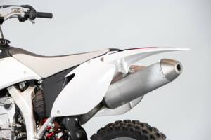 Image 12/50 de Yamaha DUMMY (2008)