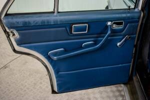 Afbeelding 44/50 van Mercedes-Benz 240 D (1976)