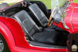 Bild 20/26 von Morgan Plus 8 (1976)