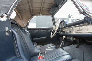 Image 25/38 de Mercedes-Benz 300 SL Roadster (1961)