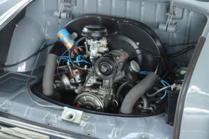 Image 40/50 of Volkswagen Karmann Ghia 1500 (1961)