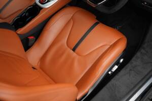 Image 19/50 de Lotus Emira &quot;First Edition&quot; (2023)