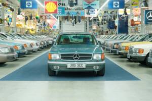 Bild 5/50 von Mercedes-Benz 380 SEC (1983)