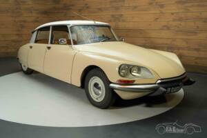 Bild 4/19 von Citroën DS 20 A (1974)