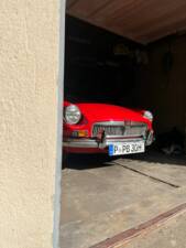 Image 22/81 de MG MGB (1976)