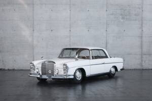 Afbeelding 1/50 van Mercedes-Benz 300 SE (1963)