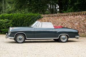 Bild 46/50 von Mercedes-Benz 220 SE Cabriolet (1960)