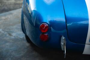 Image 10/68 of Shelby Cobra 289 (1966)