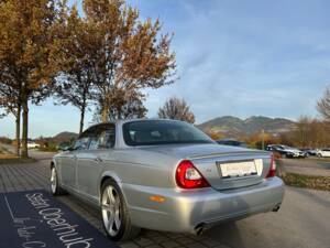 Bild 8/24 von Jaguar XJ 2.7 D (2007)