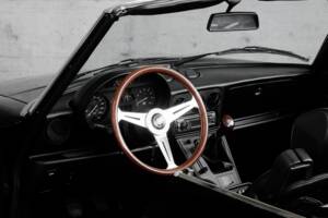 Bild 16/48 von Alfa Romeo 2.0 Spider (1993)