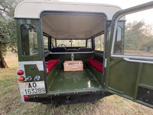 Afbeelding 7/24 van Land Rover 88 (1972)