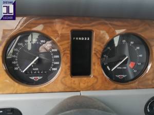 Image 23/50 of Bentley Brooklands (1992)