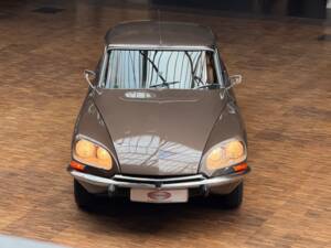 Bild 4/47 von Citroën D Super (1972)