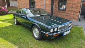 Image 1/26 of Jaguar XJ 6 4.0 Sovereign (1996)