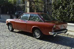 Bild 15/56 von FIAT 124 Sport Coupe (1973)