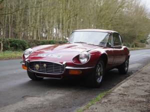 Image 3/19 of Jaguar Type E V12 (2+2) (1971)