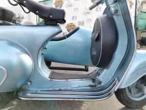 Bild 17/18 von Piaggio Vespa 150 (1961)