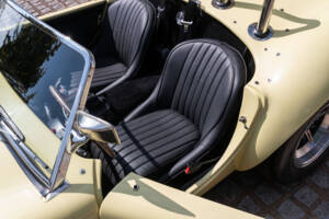 Bild 34/51 von AC Cobra 289 (1999)