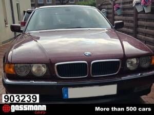 Bild 1/15 von BMW 735i (2000)